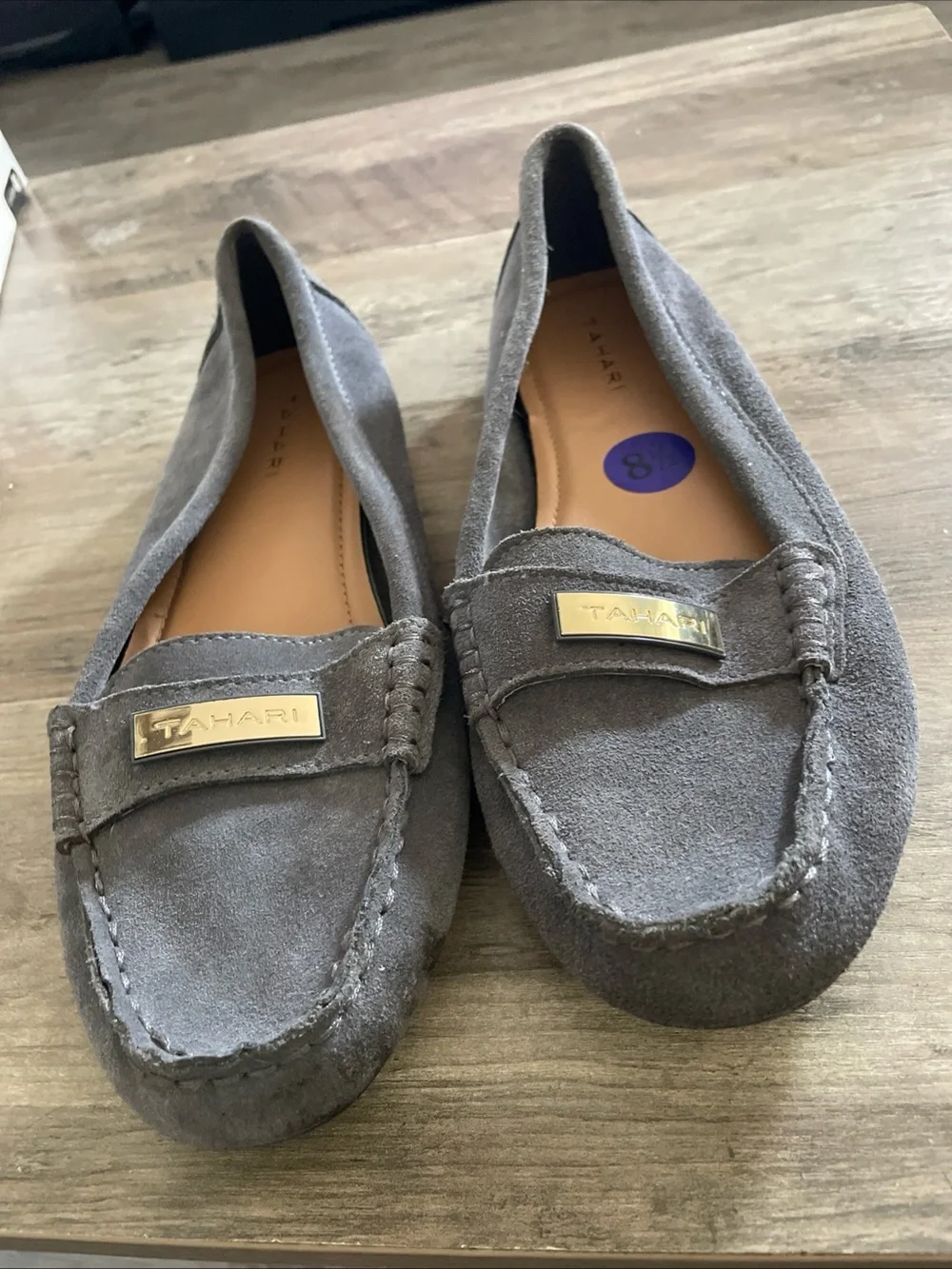Tahari Marilu Gray suede leather slip on Loafers. Golden logo women’s 8.5 GRYCW